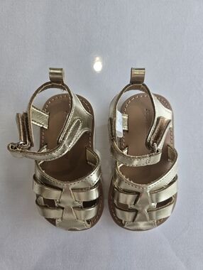 Joe Fresh Toddler Sz 4 Metallic Gold Sandals - New Never Worn